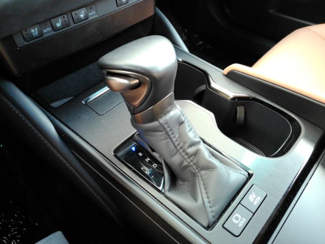 2025 Lexus ES 300h Premium Plano TX