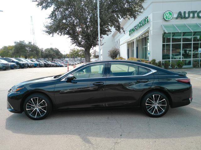 2025 Lexus ES 300h Premium Plano TX