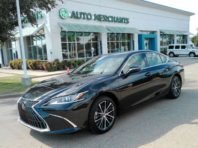 2025 Lexus ES 300h Premium