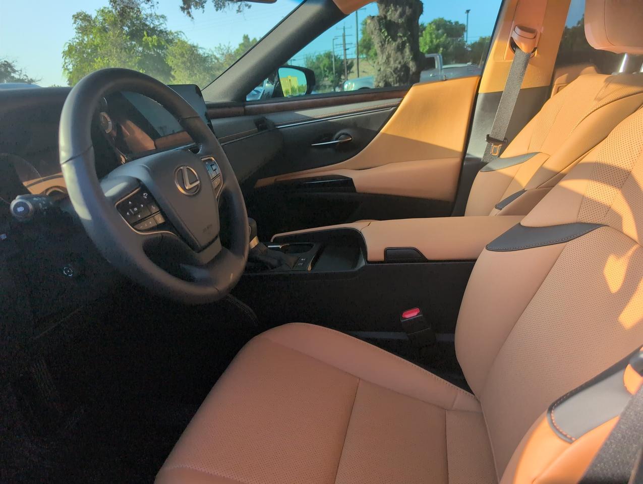 2025 Lexus ES 300h San Antonio TX