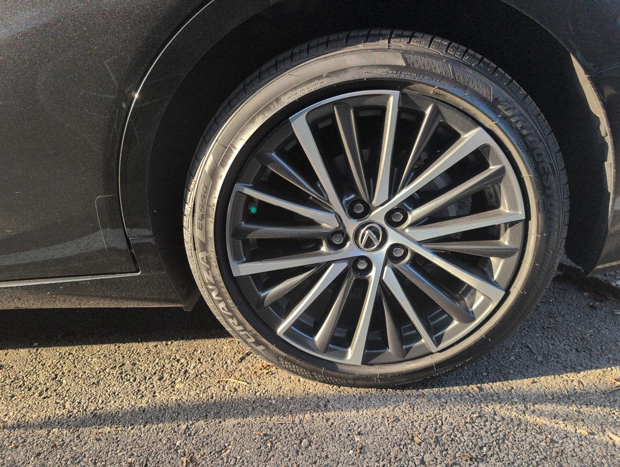 2025 Lexus ES 300h San Antonio TX