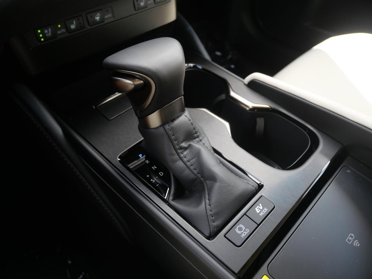 2025 Lexus ES 300h San Juan TX