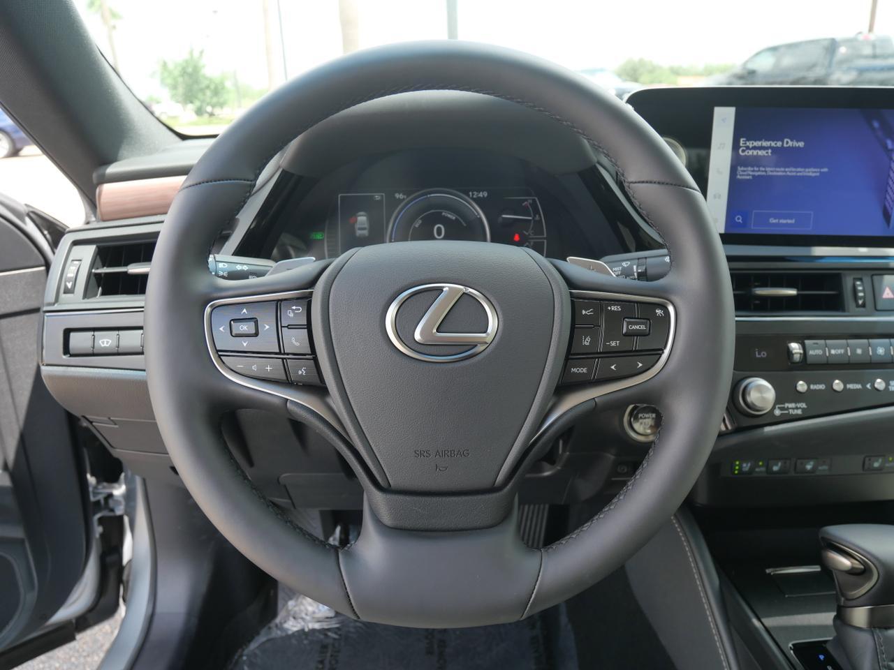 2025 Lexus ES 300h San Juan TX