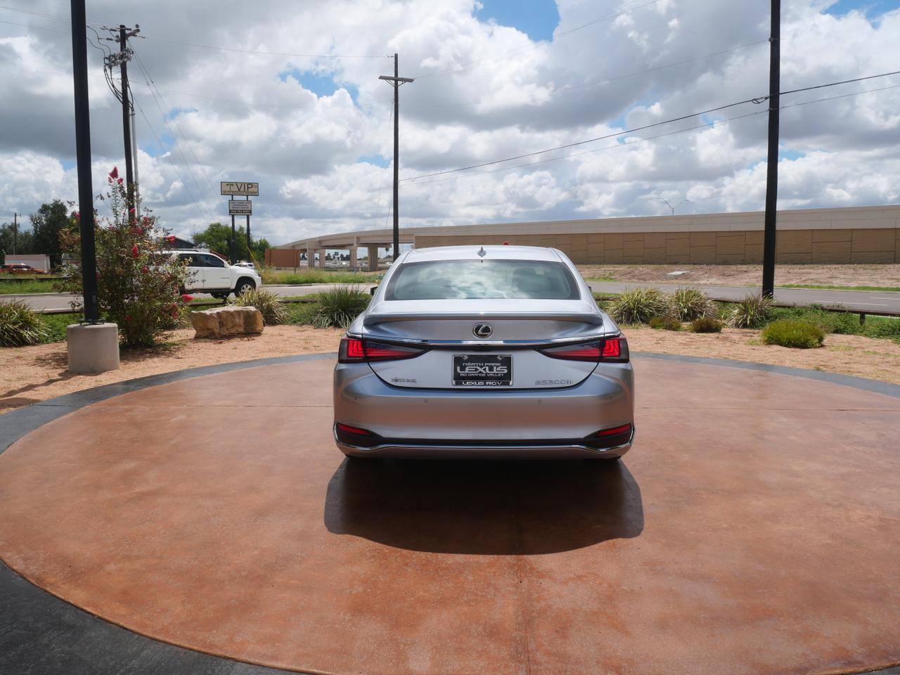 2025 Lexus ES 300h San Juan TX