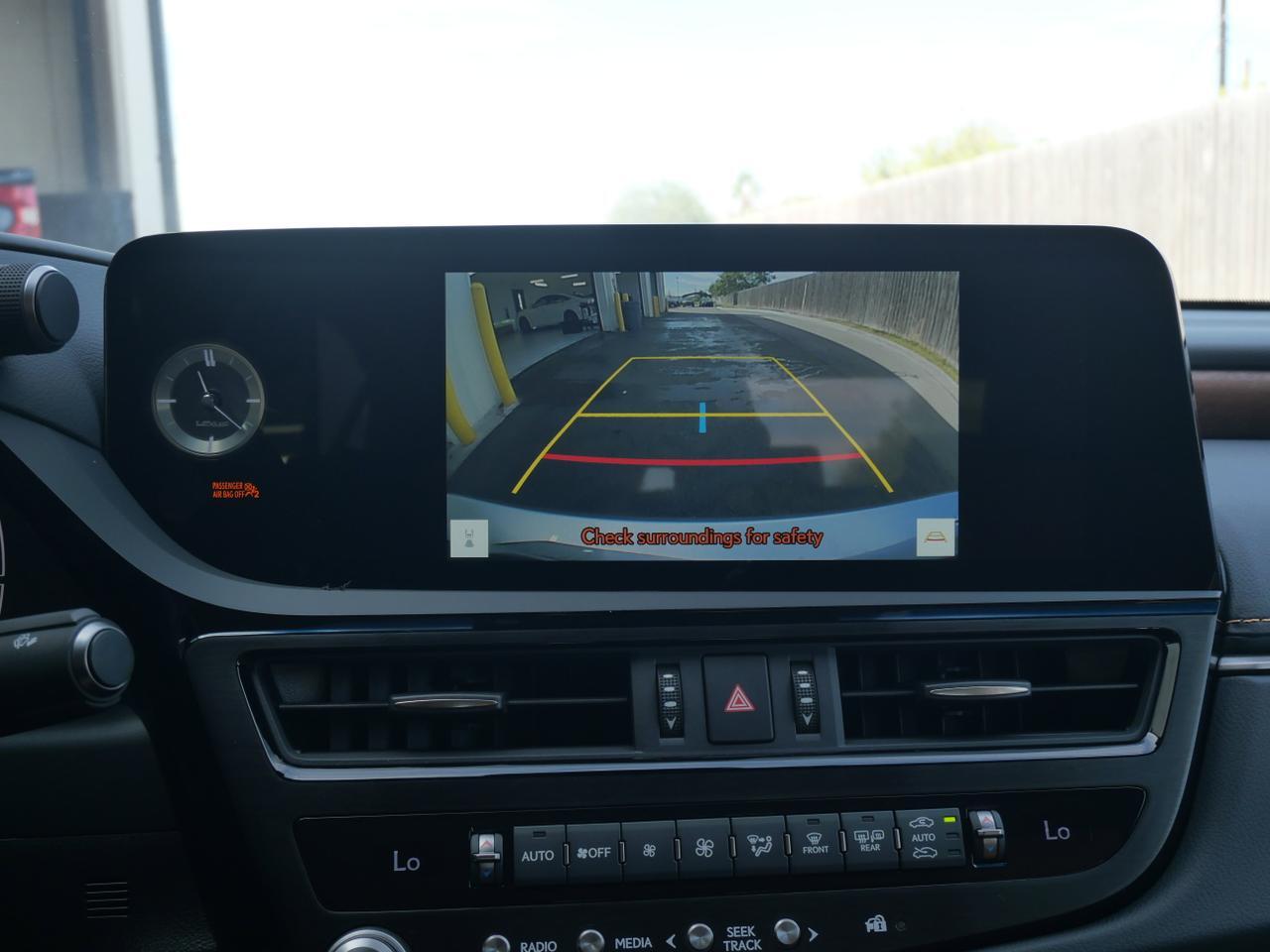 2025 Lexus ES 300h San Juan TX