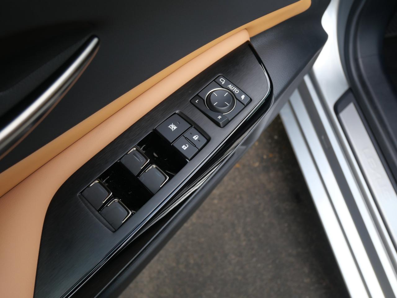 2025 Lexus ES 300h San Juan TX