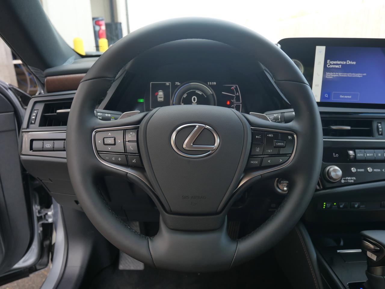 2025 Lexus ES 300h San Juan TX