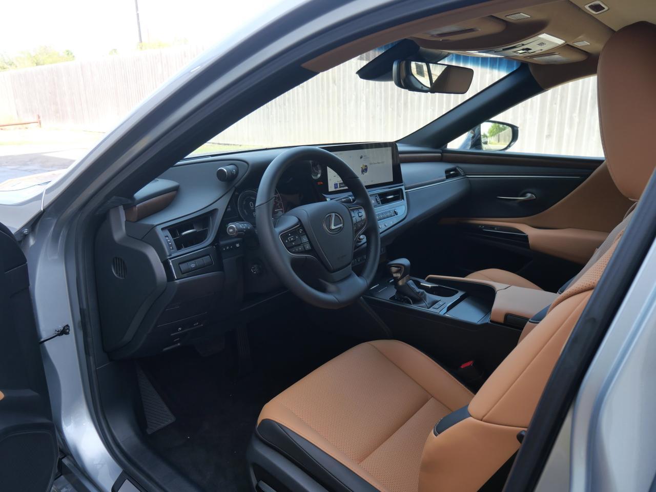 2025 Lexus ES 300h San Juan TX