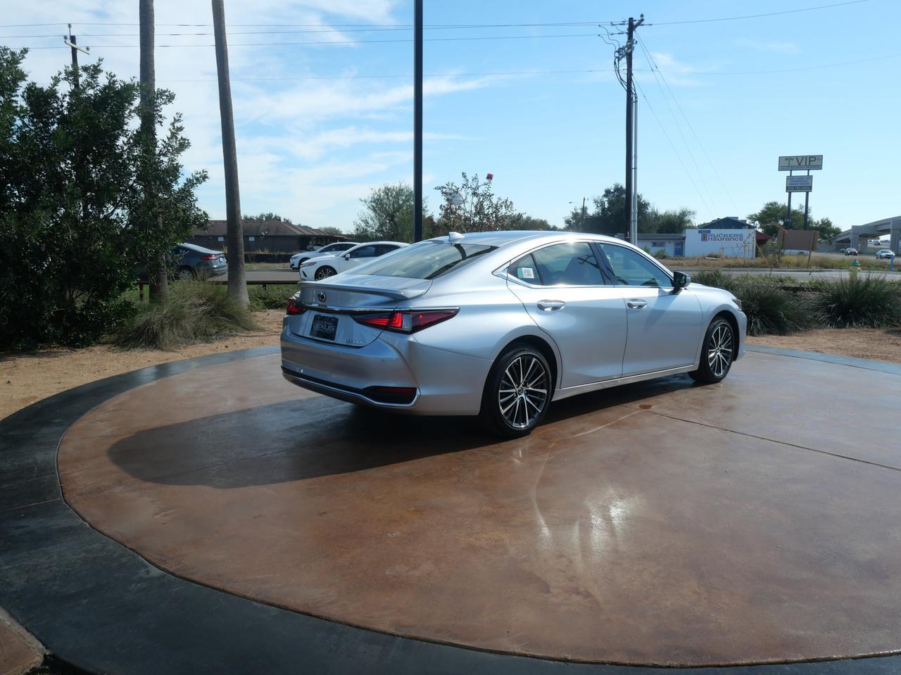 2025 Lexus ES 300h San Juan TX