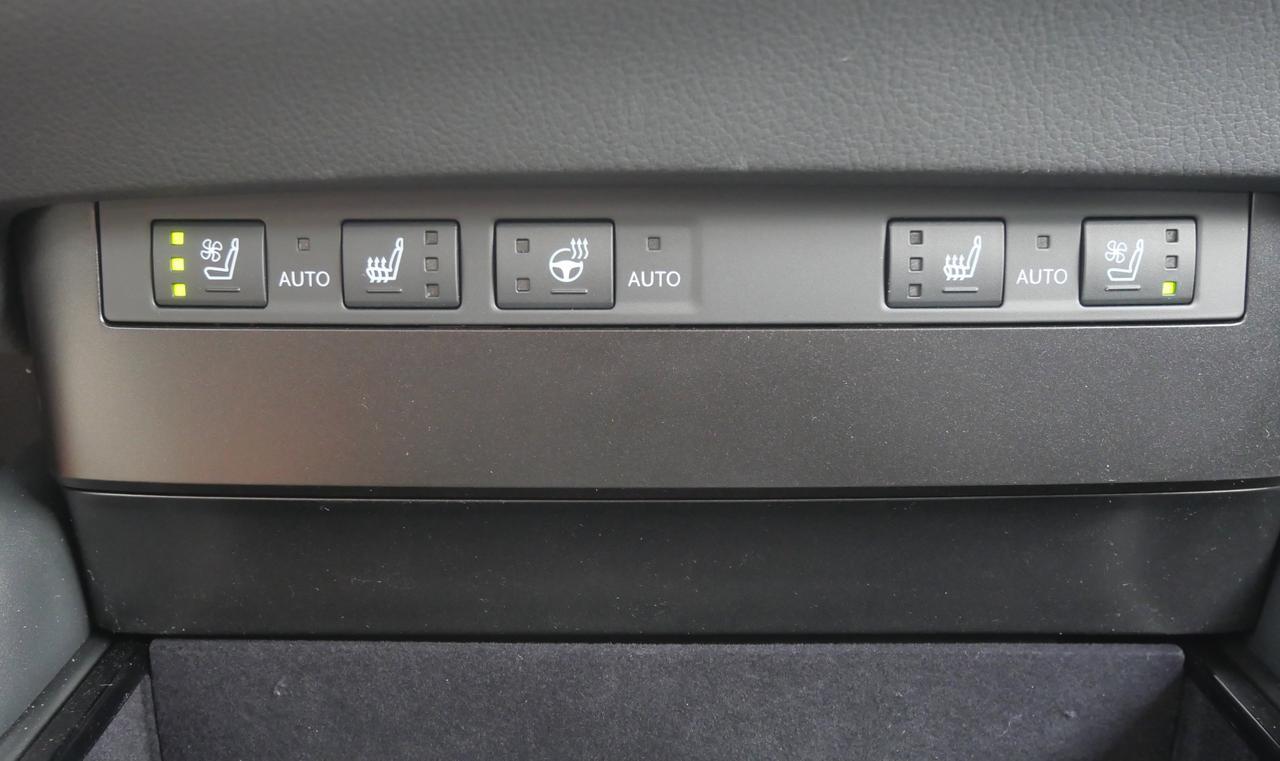 2025 Lexus ES 300h San Juan TX