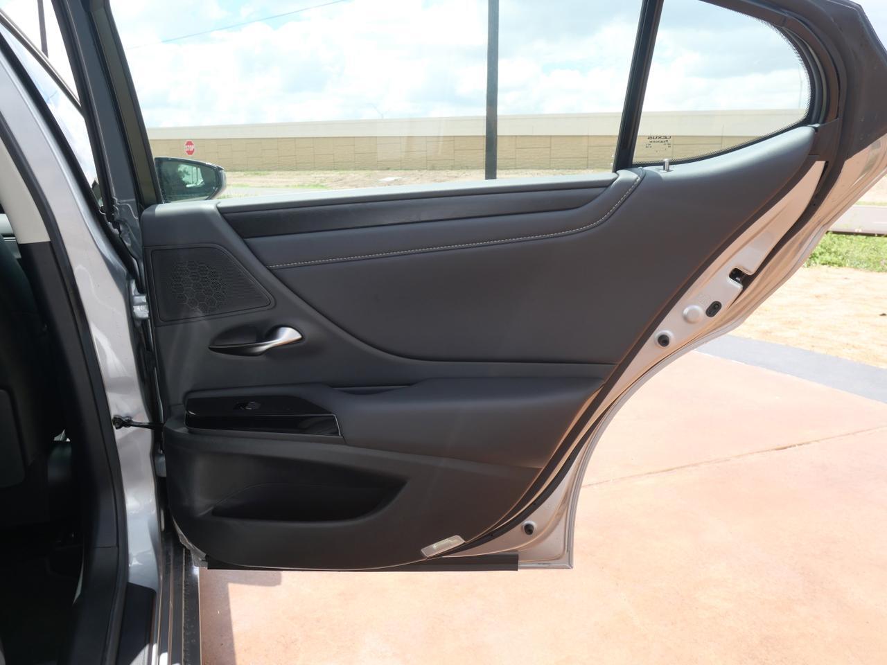 2025 Lexus ES 300h San Juan TX