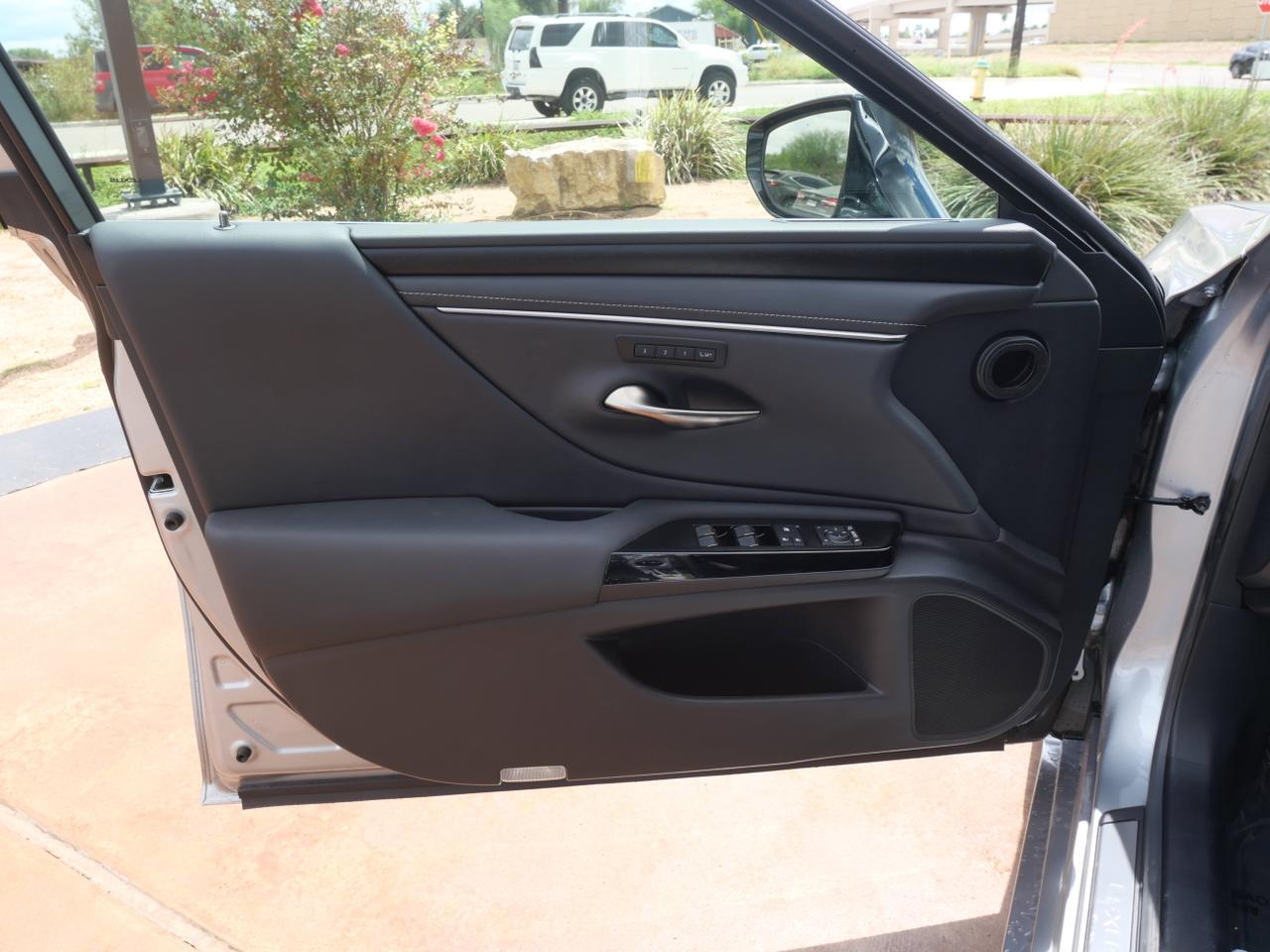 2025 Lexus ES 300h San Juan TX