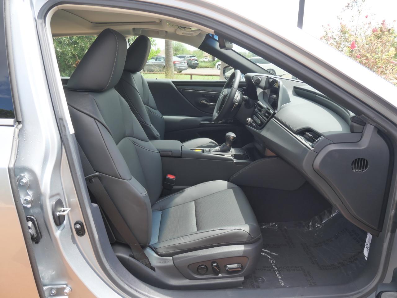 2025 Lexus ES 300h San Juan TX