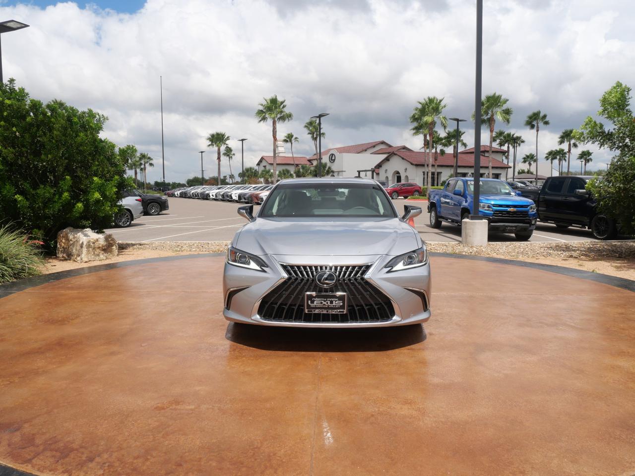 2025 Lexus ES 300h San Juan TX