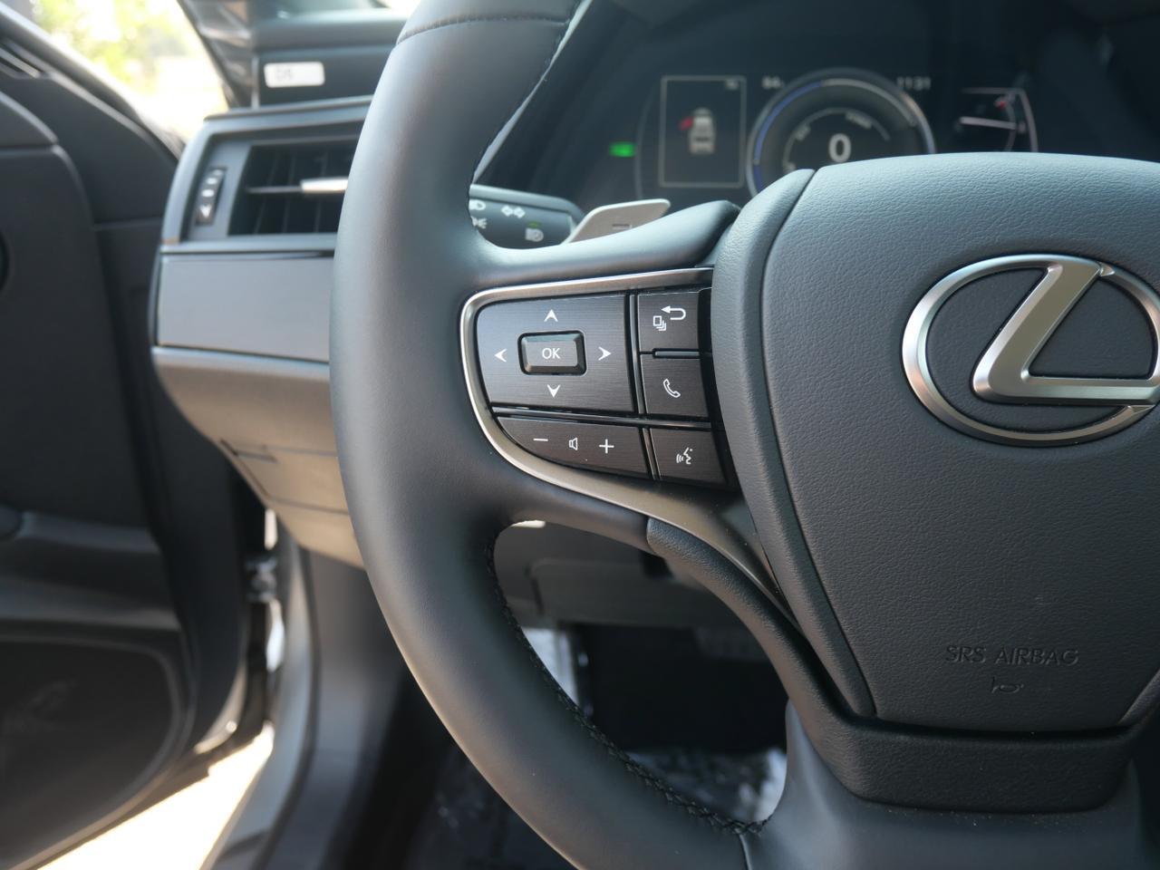 2025 Lexus ES 300h San Juan TX