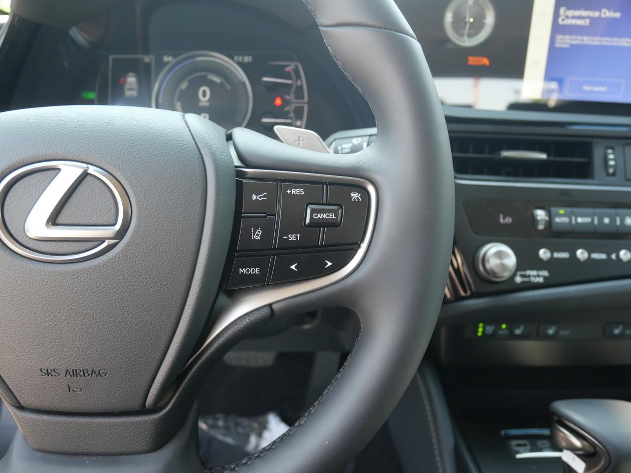 2025 Lexus ES 300h San Juan TX