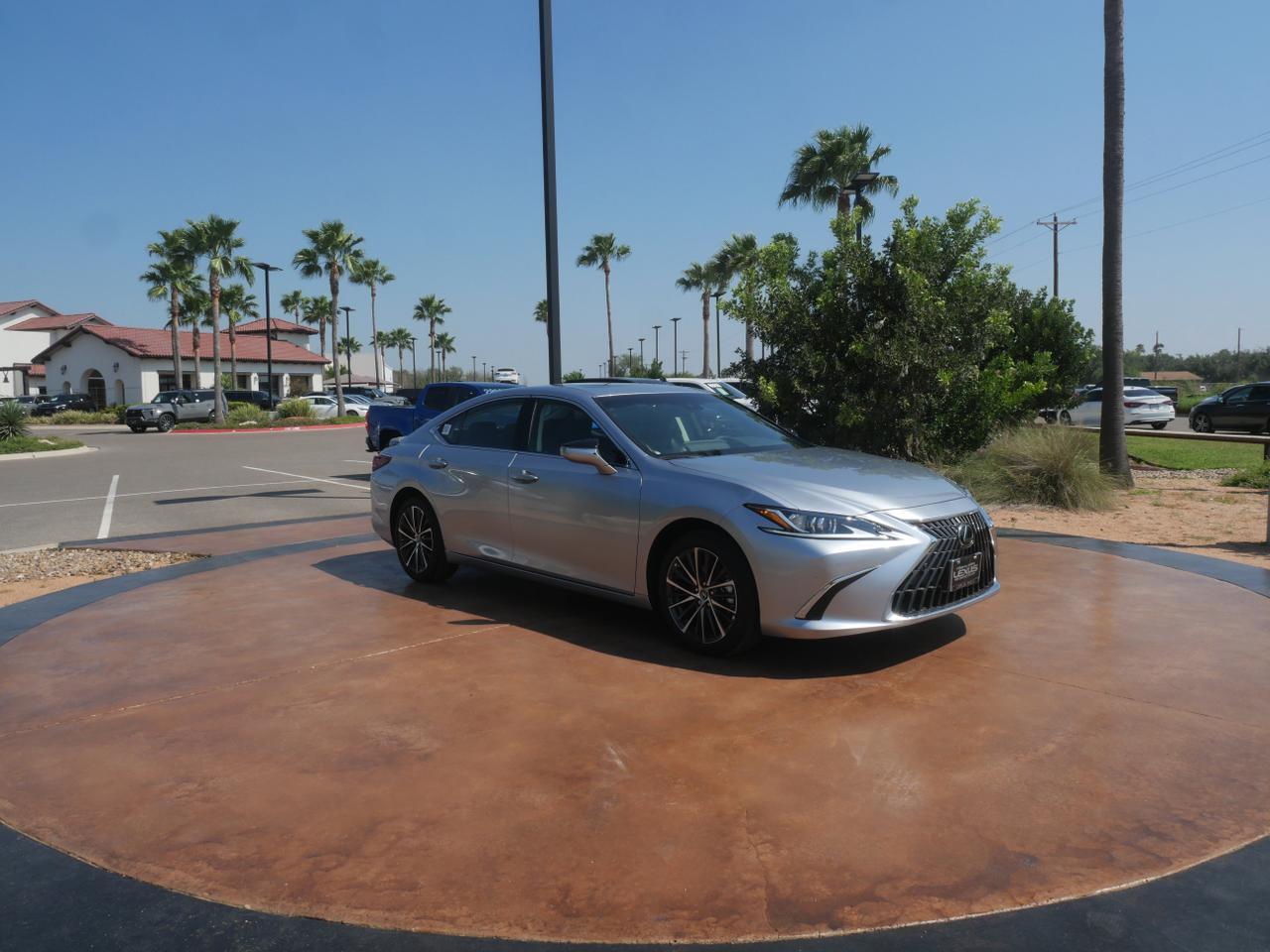 2025 Lexus ES 300h San Juan TX