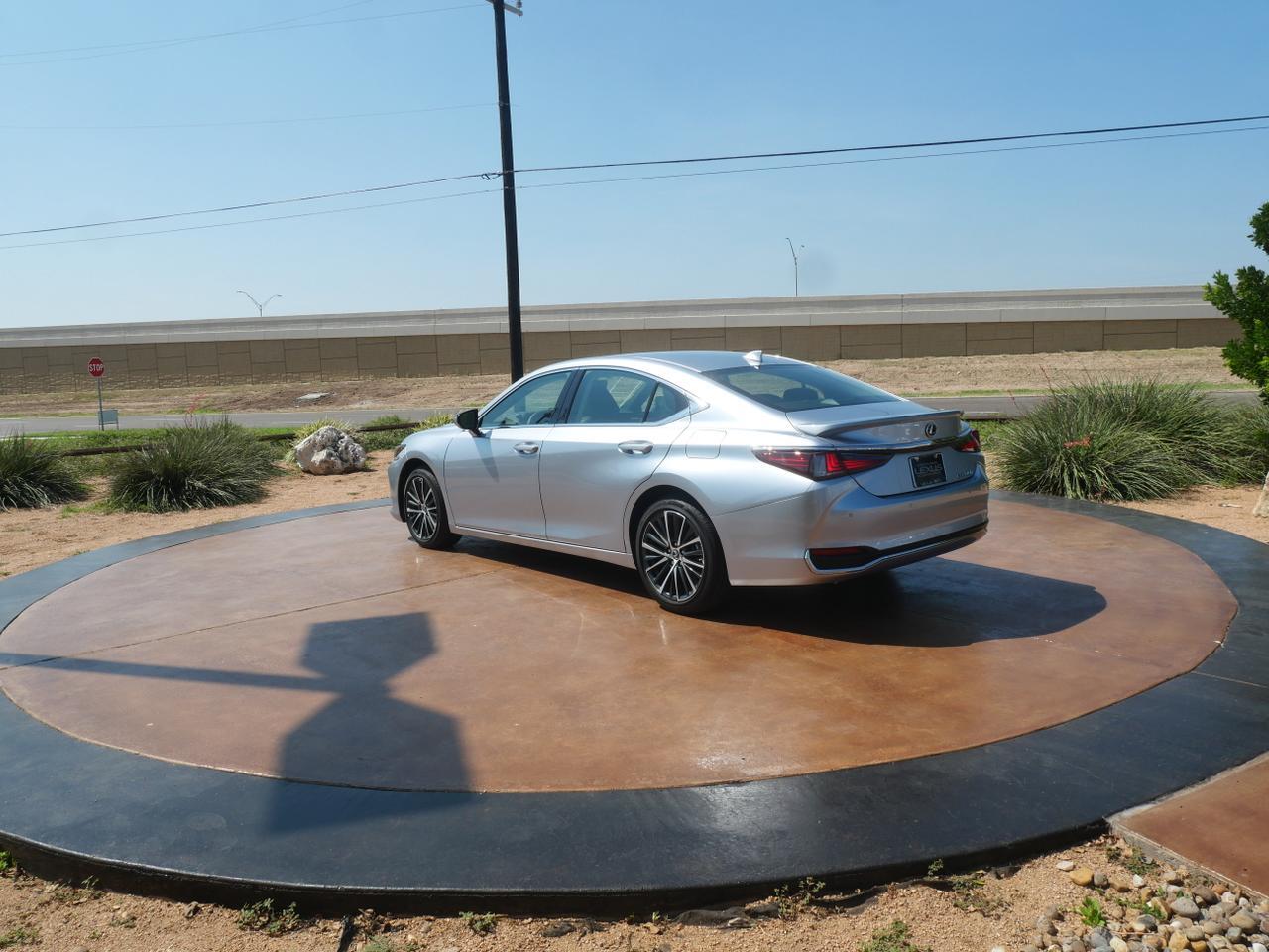 2025 Lexus ES 300h San Juan TX