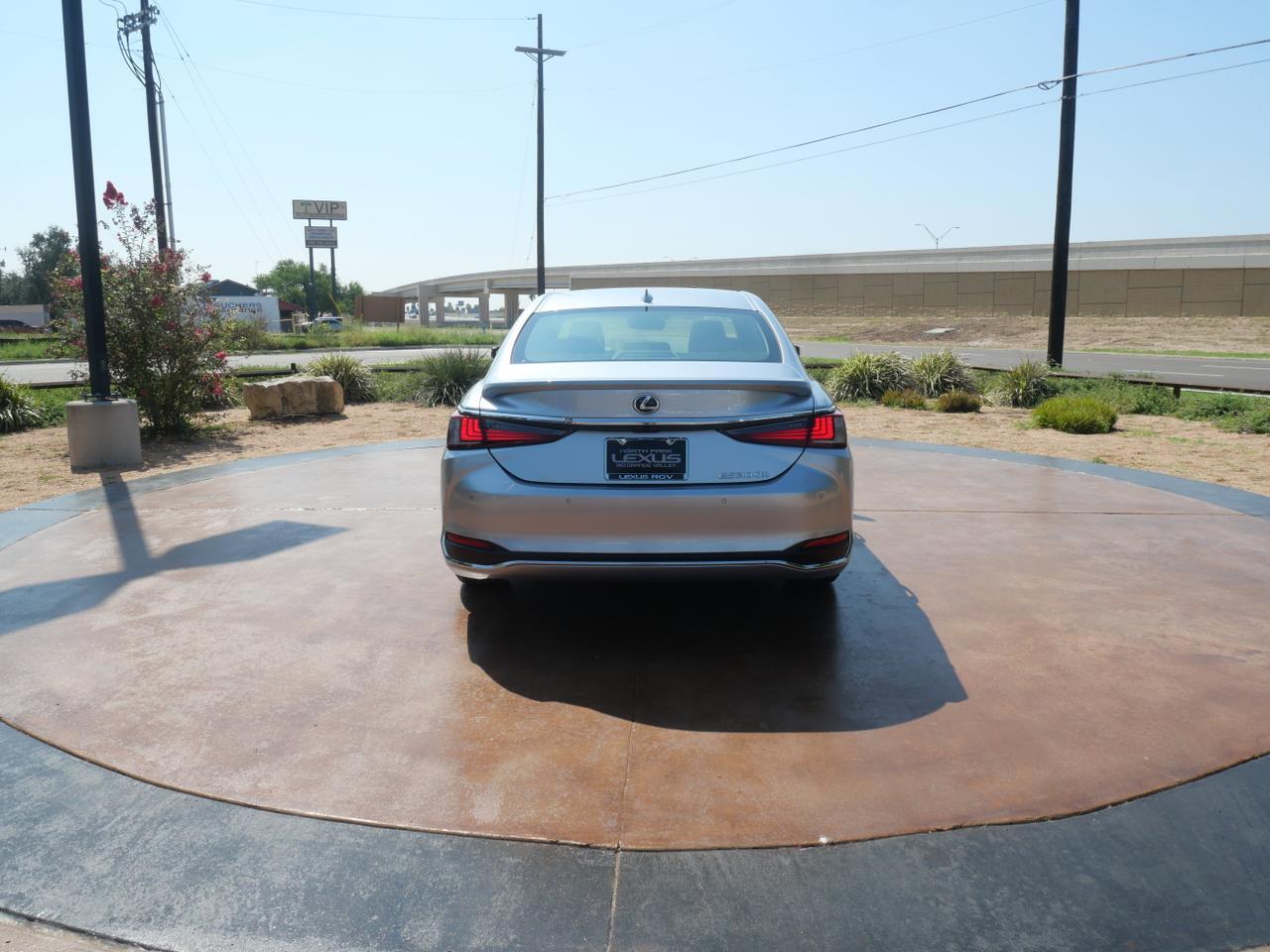 2025 Lexus ES 300h San Juan TX