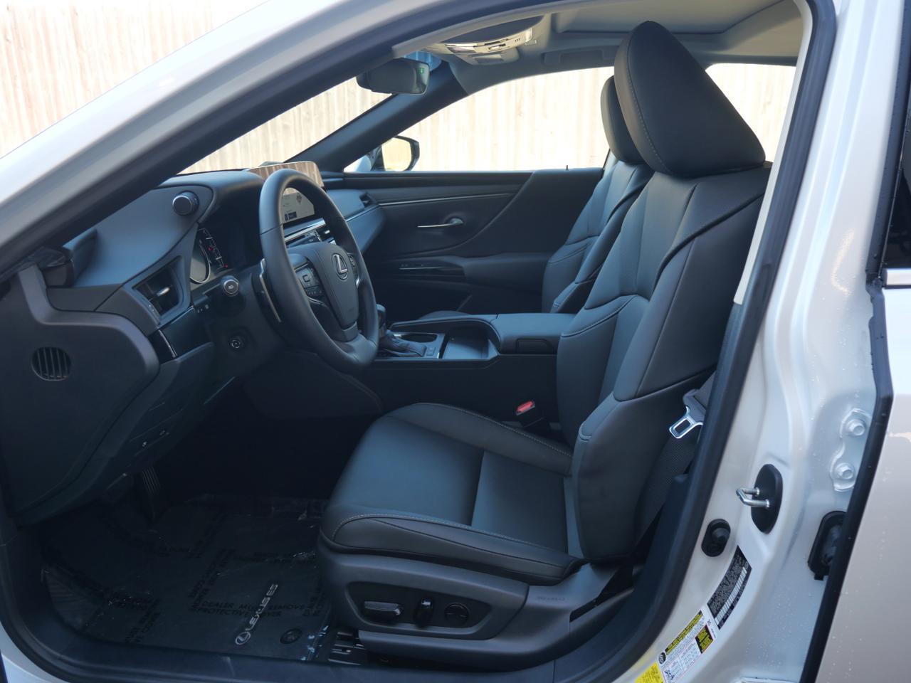 2025 Lexus ES 300h San Juan TX