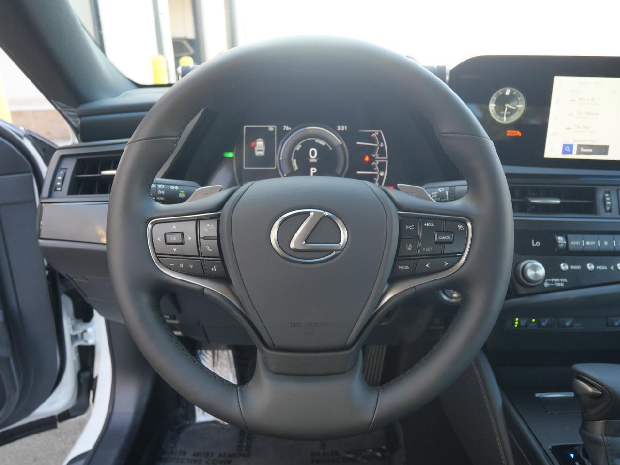 2025 Lexus ES 300h San Juan TX