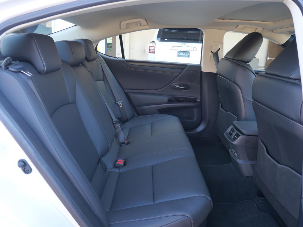 2025 Lexus ES 300h San Juan TX