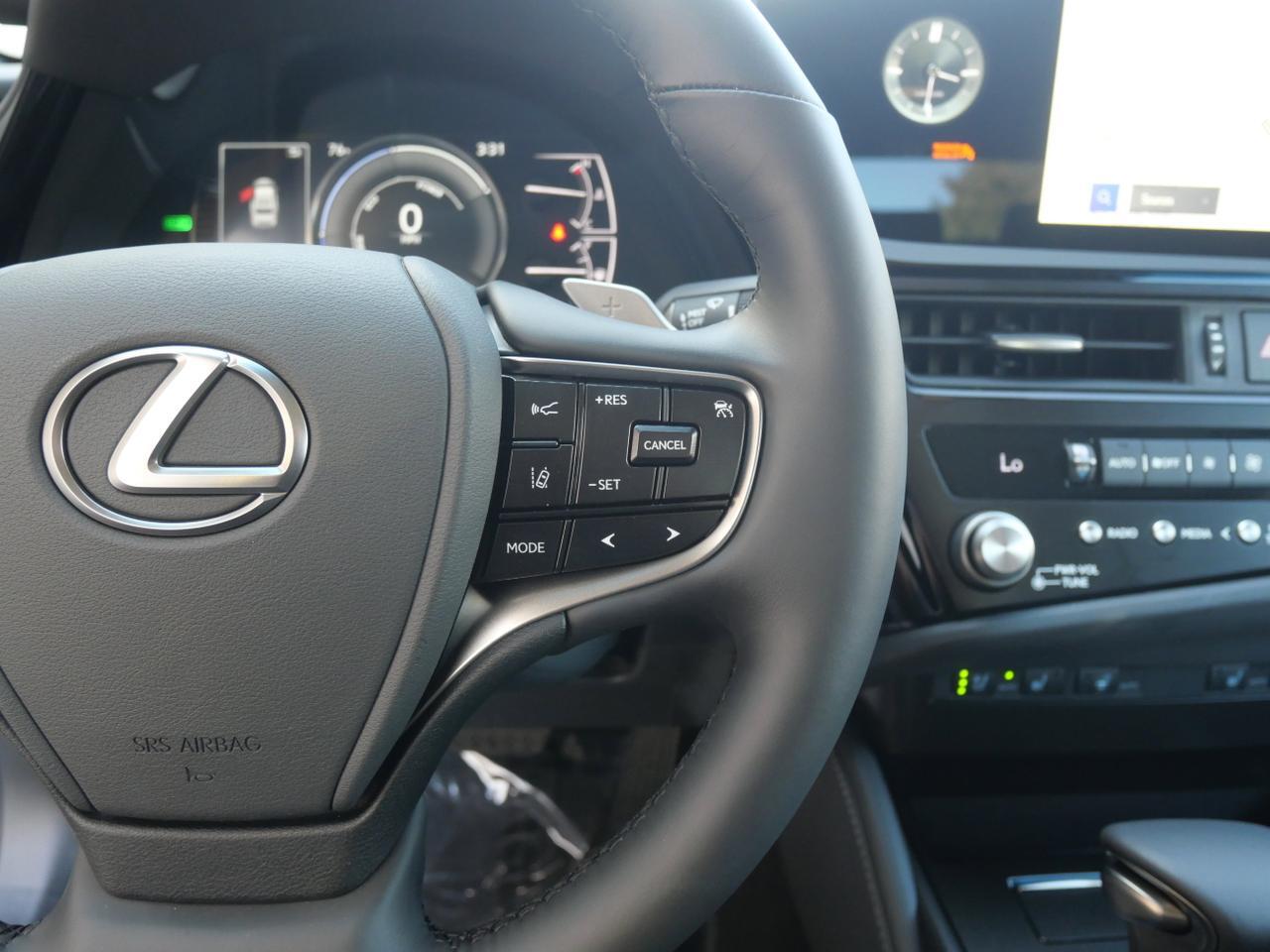 2025 Lexus ES 300h San Juan TX