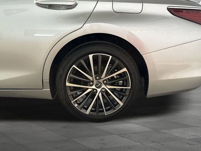 2025 Lexus ES 300h San Antonio TX