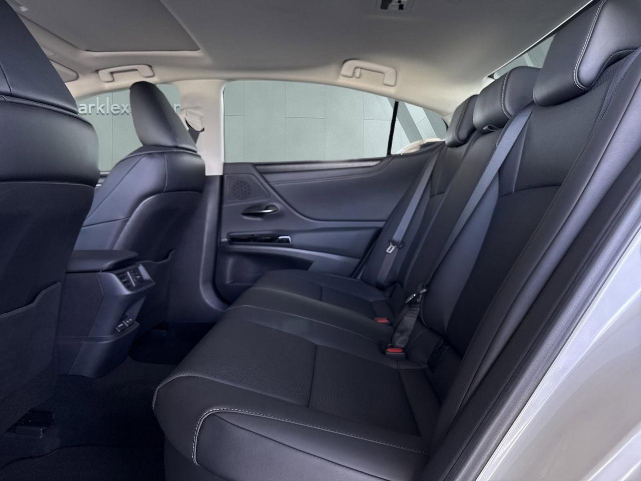 2025 Lexus ES 300h San Antonio TX