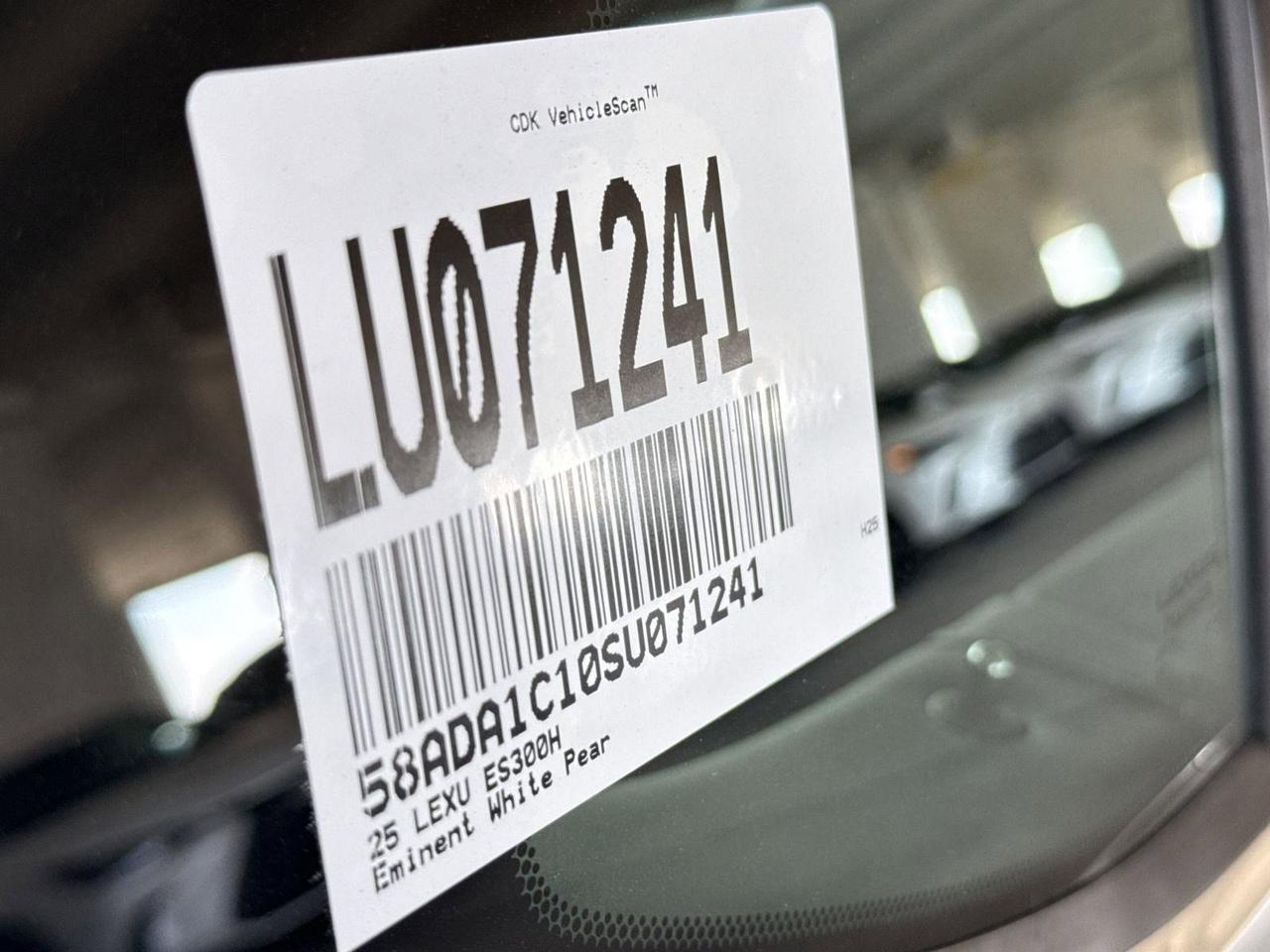 2025 Lexus ES 300h San Antonio TX