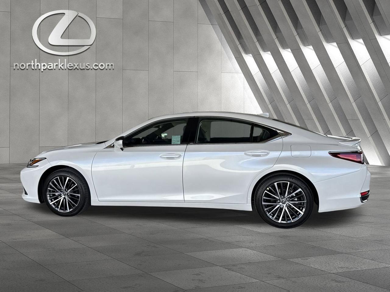2025 Lexus ES 300h
