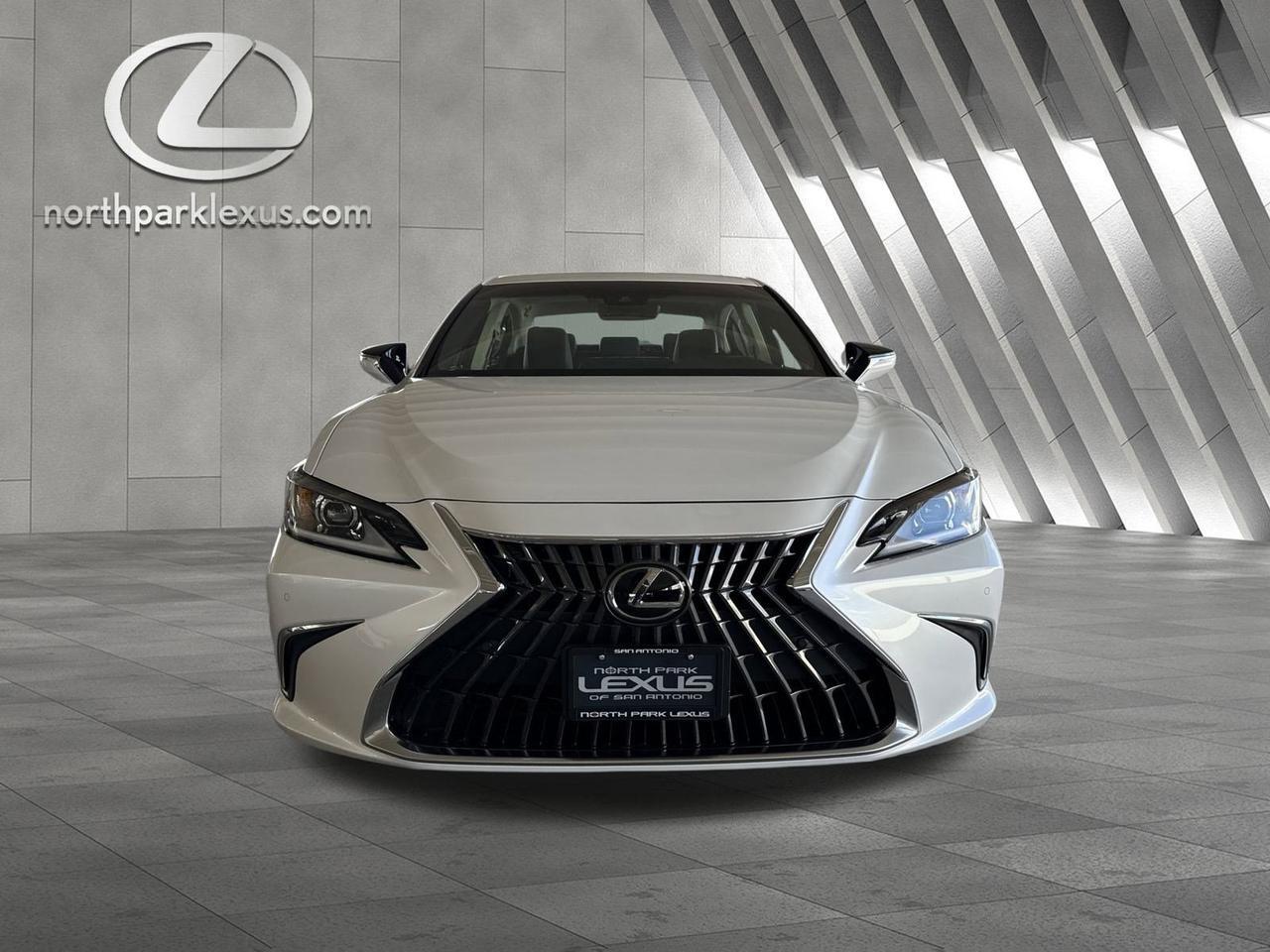2025 Lexus ES 300h San Antonio TX