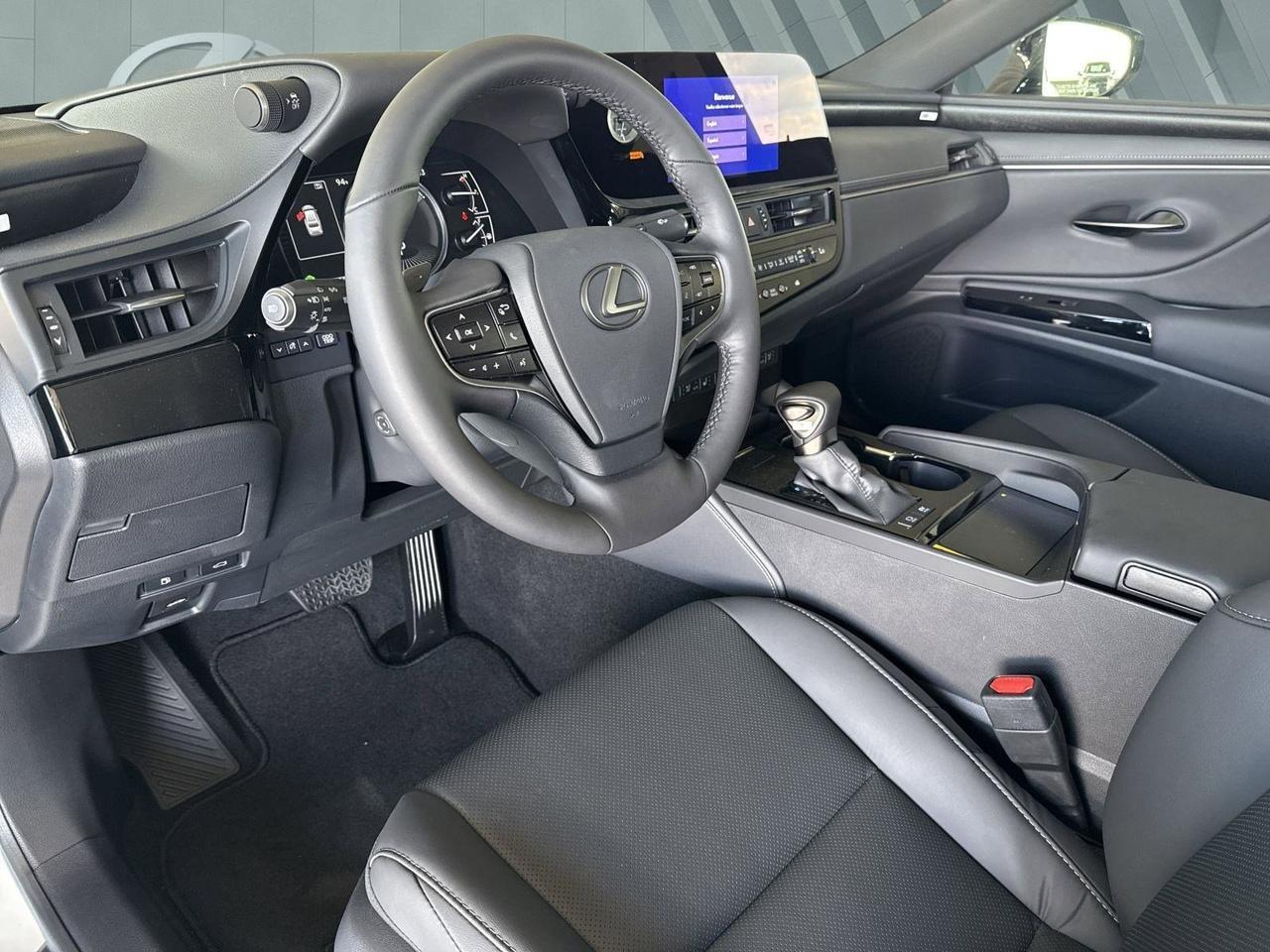 2025 Lexus ES 300h San Antonio TX