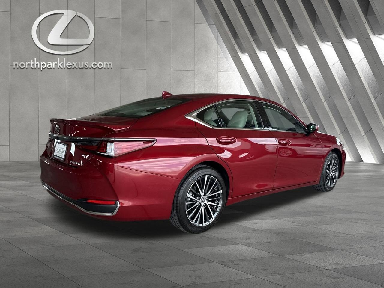 2025 Lexus ES 300h San Antonio TX