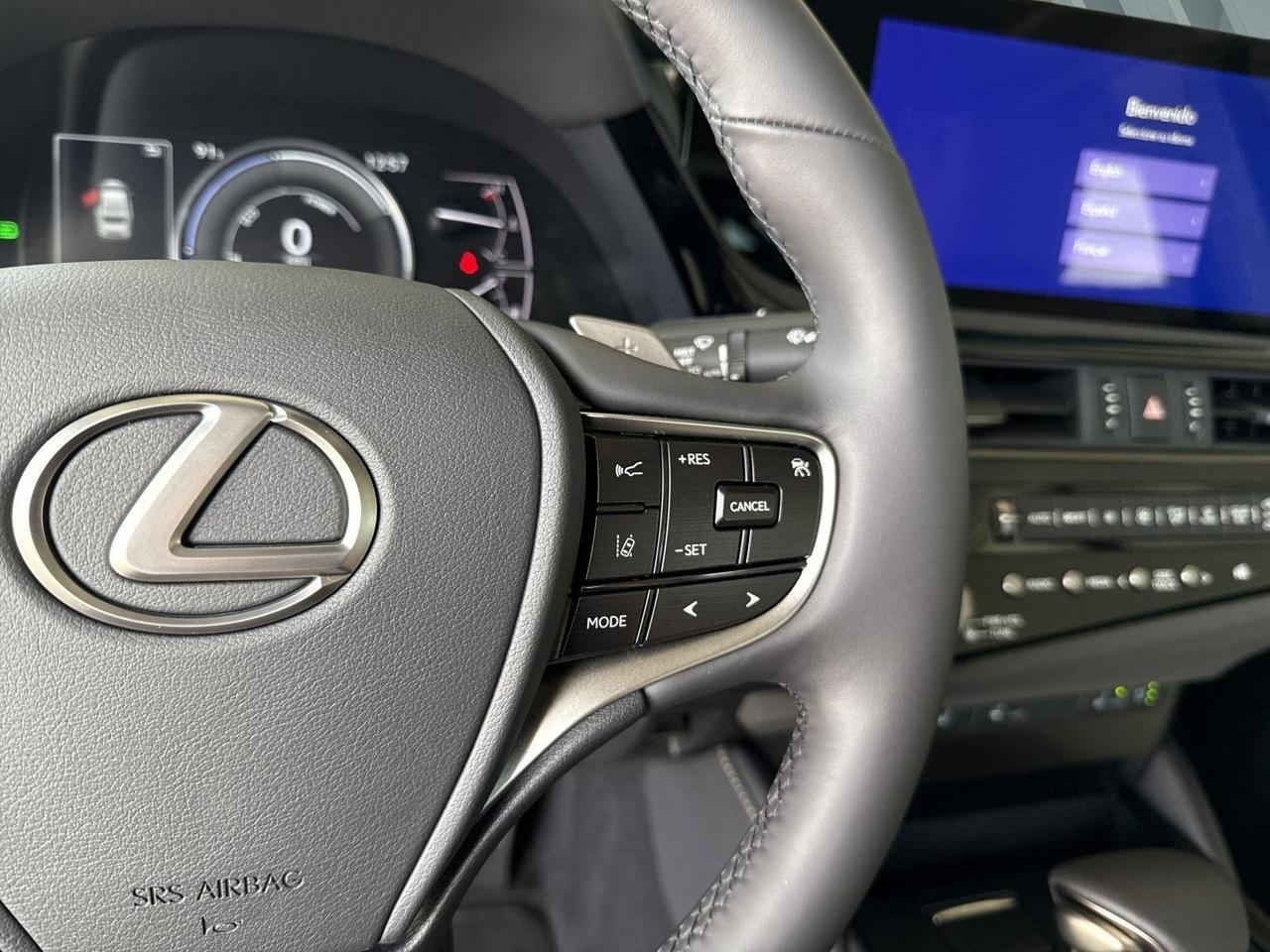 2025 Lexus ES 300h San Antonio TX