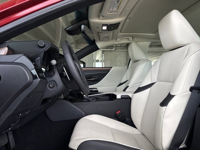 2025 Lexus ES 300h San Antonio TX