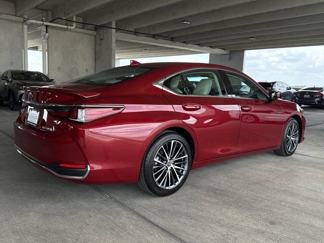2025 Lexus ES 300h San Antonio TX