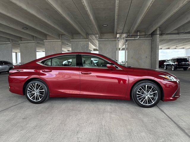 2025 Lexus ES 300h San Antonio TX