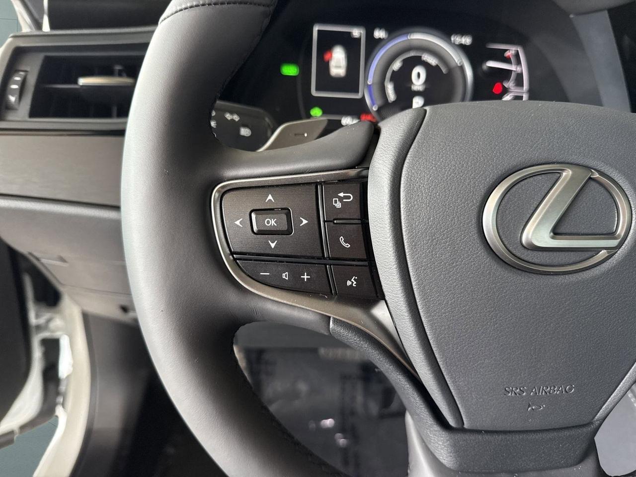 2025 Lexus ES 300h San Antonio TX