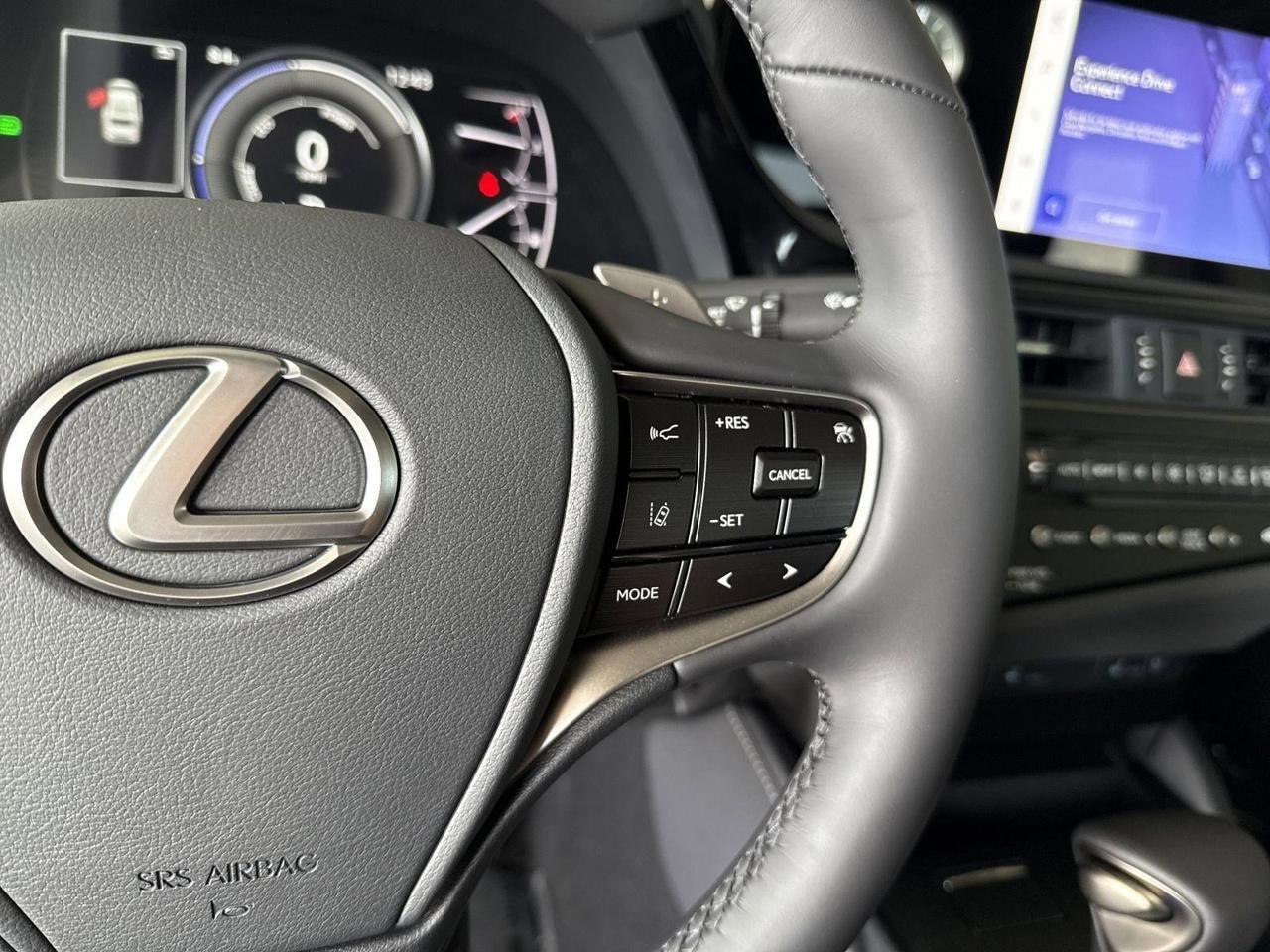 2025 Lexus ES 300h San Antonio TX