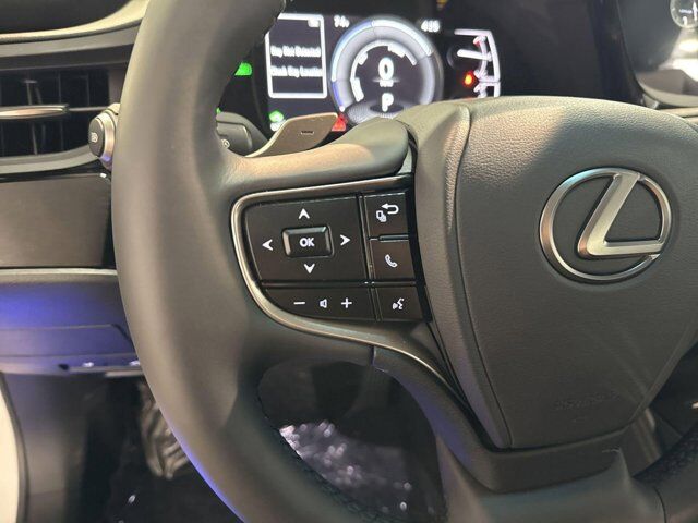 2025 Lexus ES 300h San Antonio TX