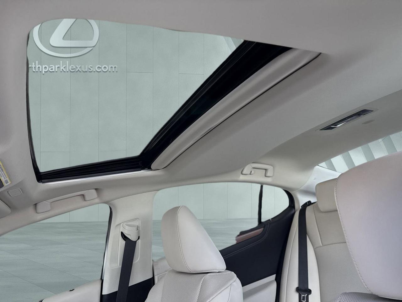 2025 Lexus ES 300h San Antonio TX