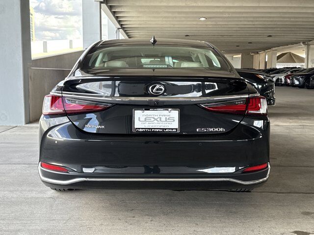 2025 Lexus ES 300h San Antonio TX
