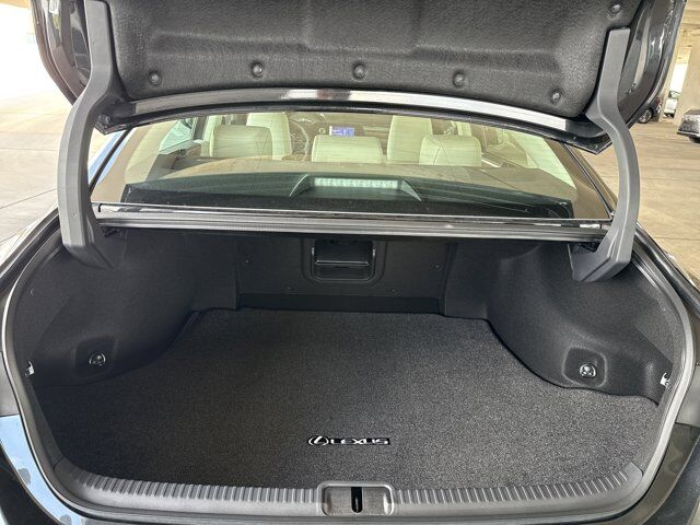 2025 Lexus ES 300h San Antonio TX