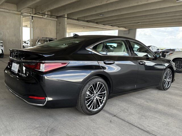 2025 Lexus ES 300h San Antonio TX