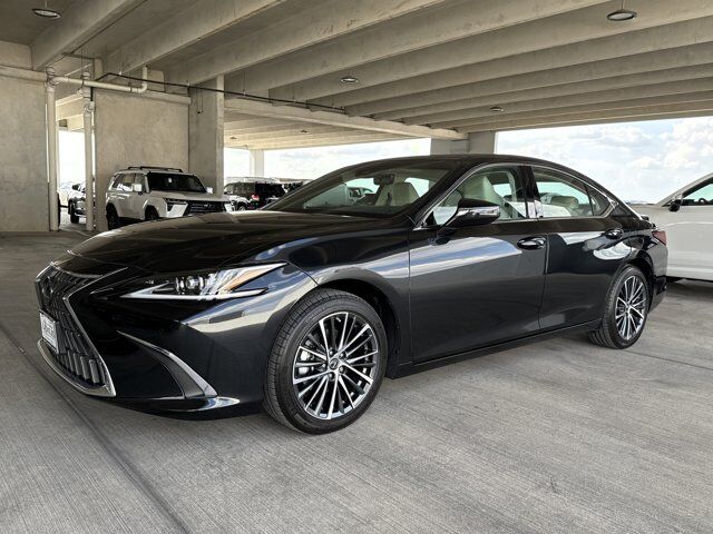 2025 Lexus ES 300h San Antonio TX