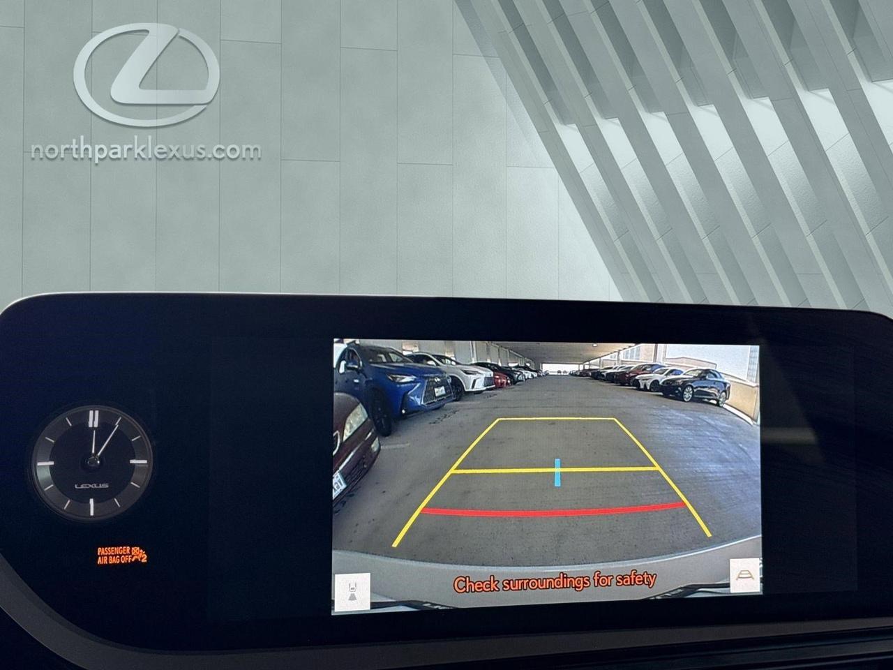 2025 Lexus ES 300h San Antonio TX