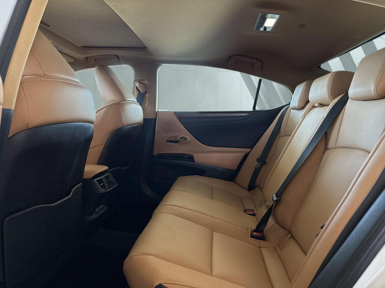 2025 Lexus ES 300h San Antonio TX
