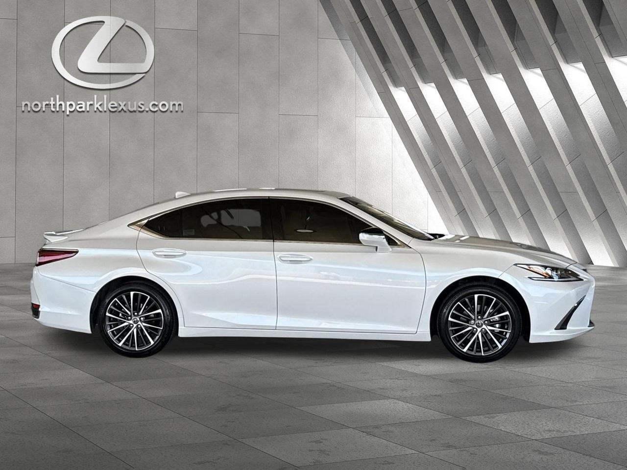 2025 Lexus ES 300h San Antonio TX