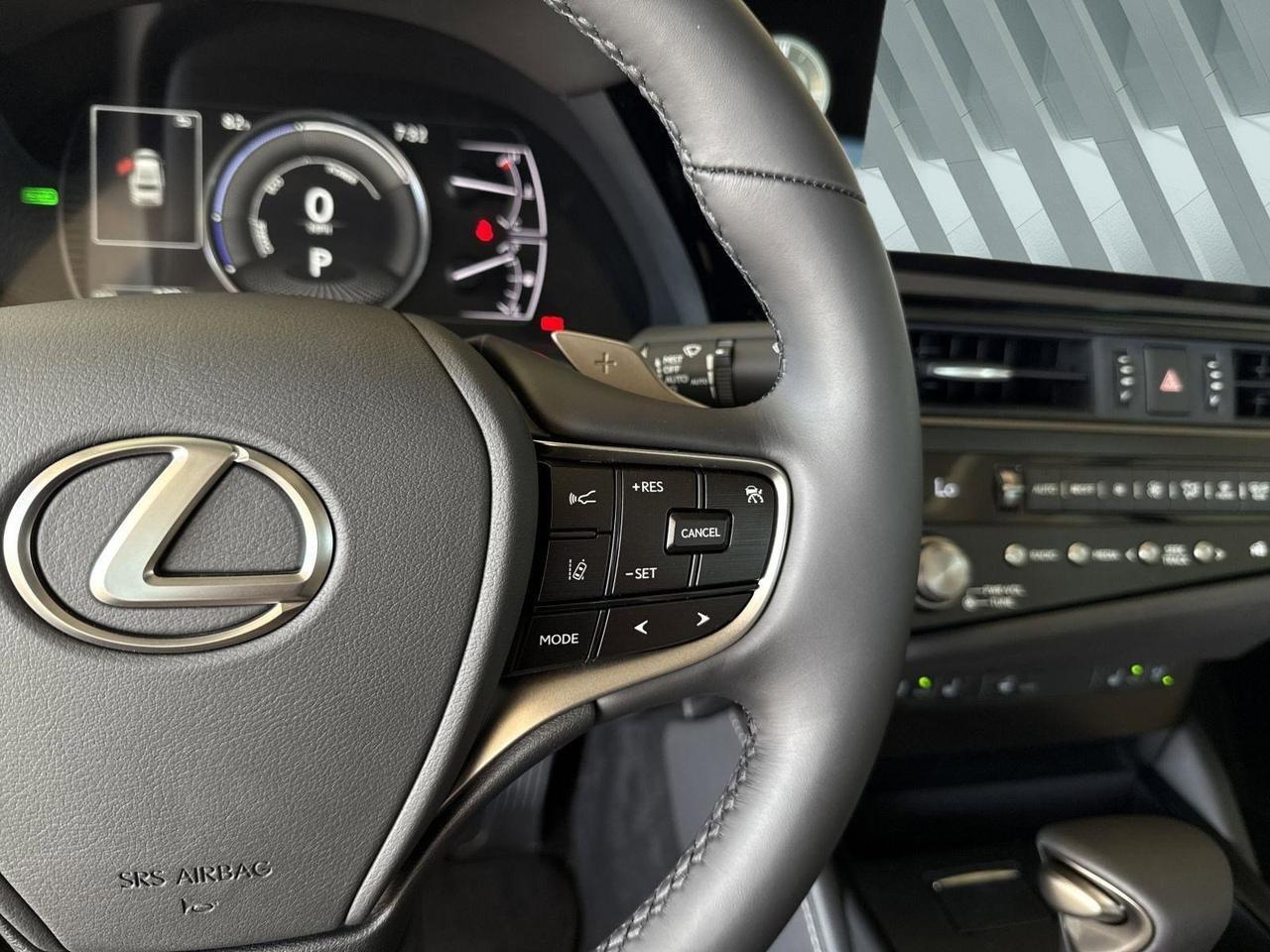 2025 Lexus ES 300h San Antonio TX